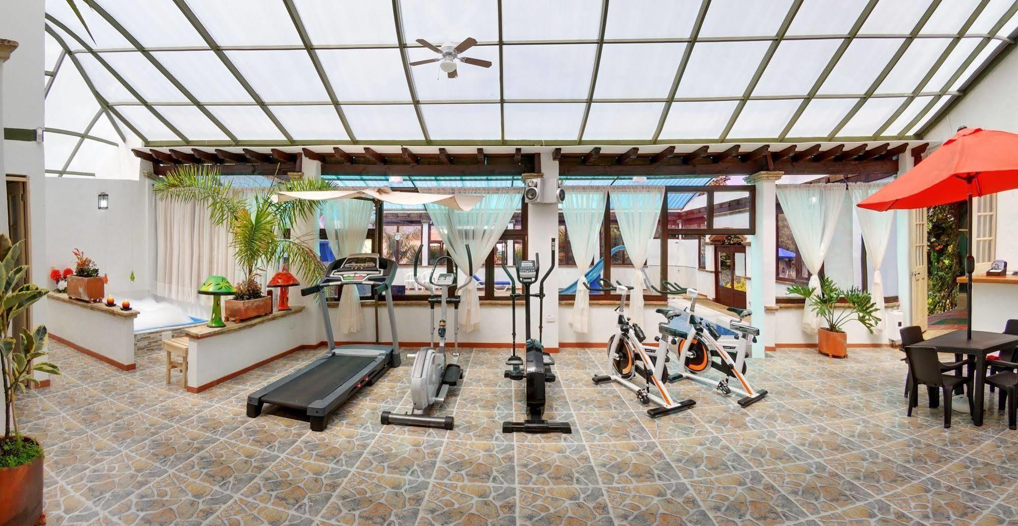 וילה דה לייבה Hotel Spa Villa Lina מראה חיצוני תמונה
